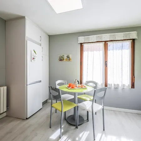 Casa La Parra Feriehus La Lastrilla