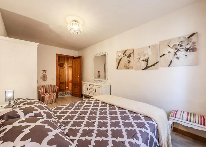 Casa La Parra Hébergement de vacances La Lastrilla