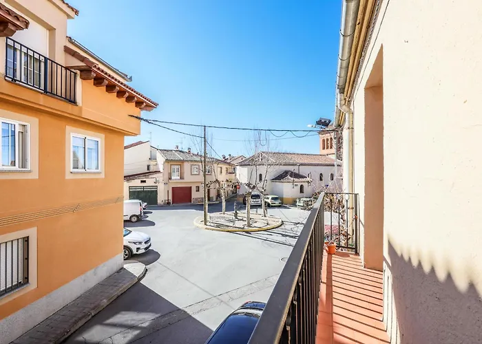 Casa La Parra * La Lastrilla